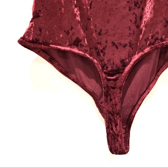 Plus Size Off Shoulder Velvet Bodysuit (NWT) - Picture 12 of 15